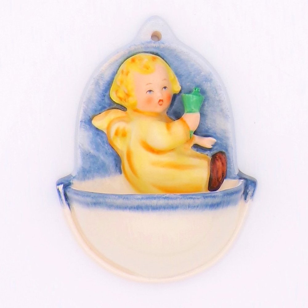 Vintage Hummel Angel Water Font